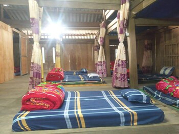 Du Gia Waterfall Hostel & Homestay,,1.5 star