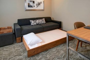 springhill suites st louis brentwood