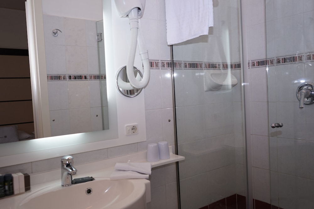 bandb hotel diano marina palace