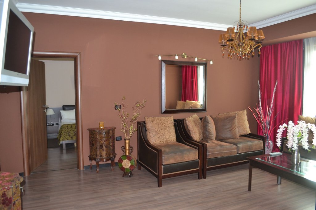 Hotel Phoenicia Express,Otopeni>>Bucharest,4 star