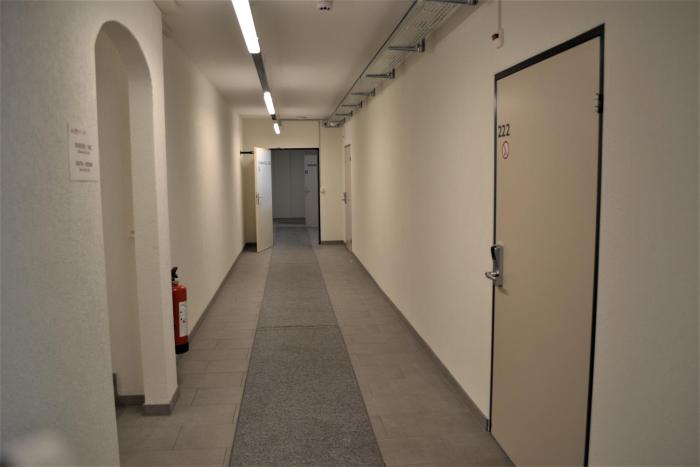 budget motel self check in