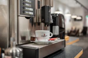 budget motel self check in