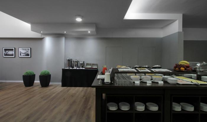 hotel 8 de octubre