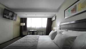 hotel 8 de octubre