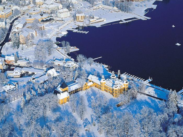 barry memle lake side resort