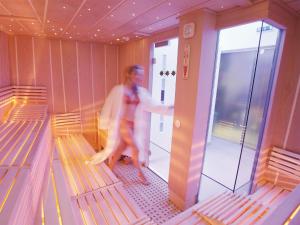 barry memle lake side resort