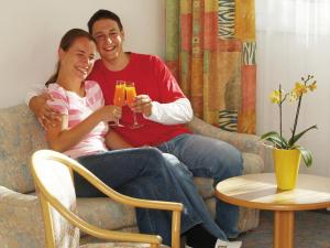 barry memle lake side resort