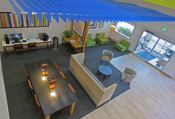 Holiday Inn Express & Suites Burlington By Ihg,Mount Vernon>>Burlington,3 star