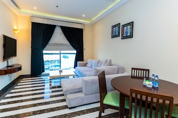 royal mirage hotel and apartments