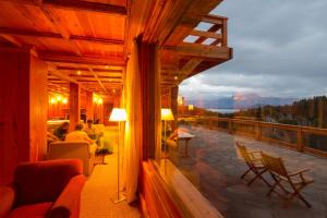 Isla Victoria Lodge,Puerto Pañuelo>>Nahuel Huapi National Park,3 star