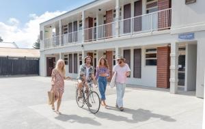 raglan sunset motel