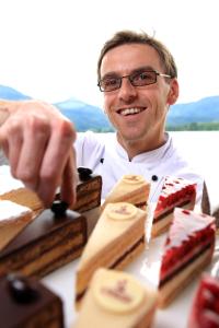 Romantik Im Weissen Roessl,Bad Ischl>>Abersee,5 star
