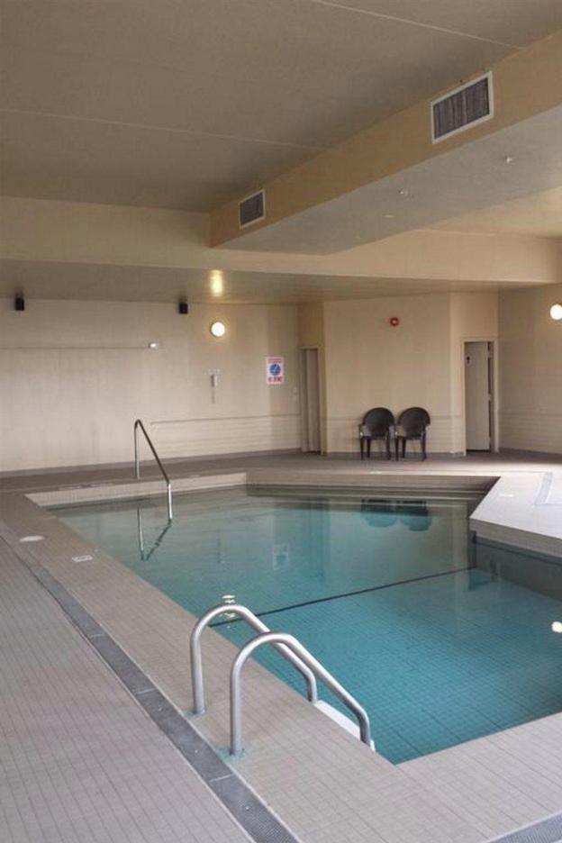 emerald hotel and suites