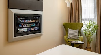 centrestage petaling jaya perfect host