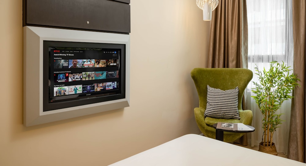 centrestage petaling jaya perfect host