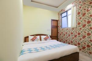 oyo home 78050 cozy studio collage square hotel maya international