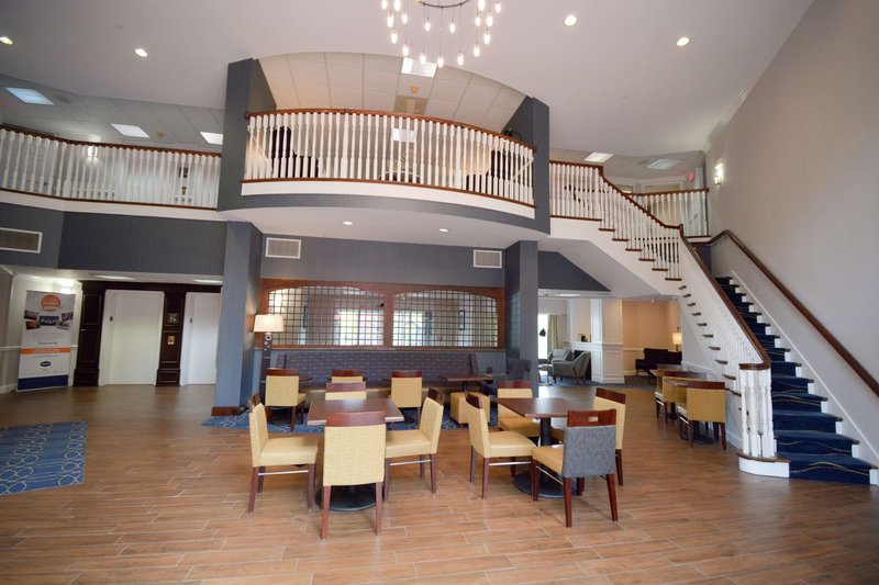 hampton inn salem east electric road