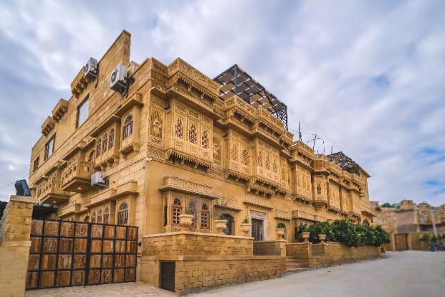 hotel grand khalifa