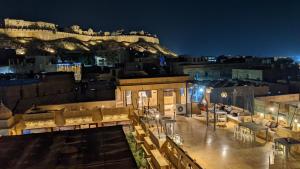 hotel grand khalifa