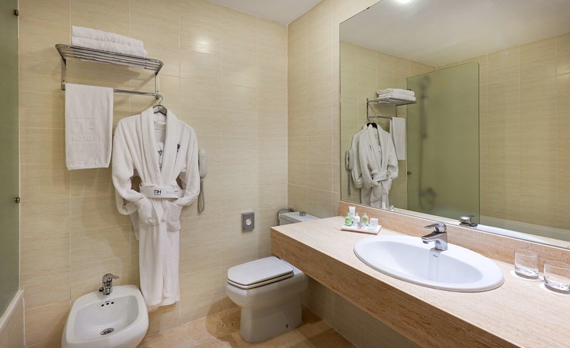 nh barcelona eixample