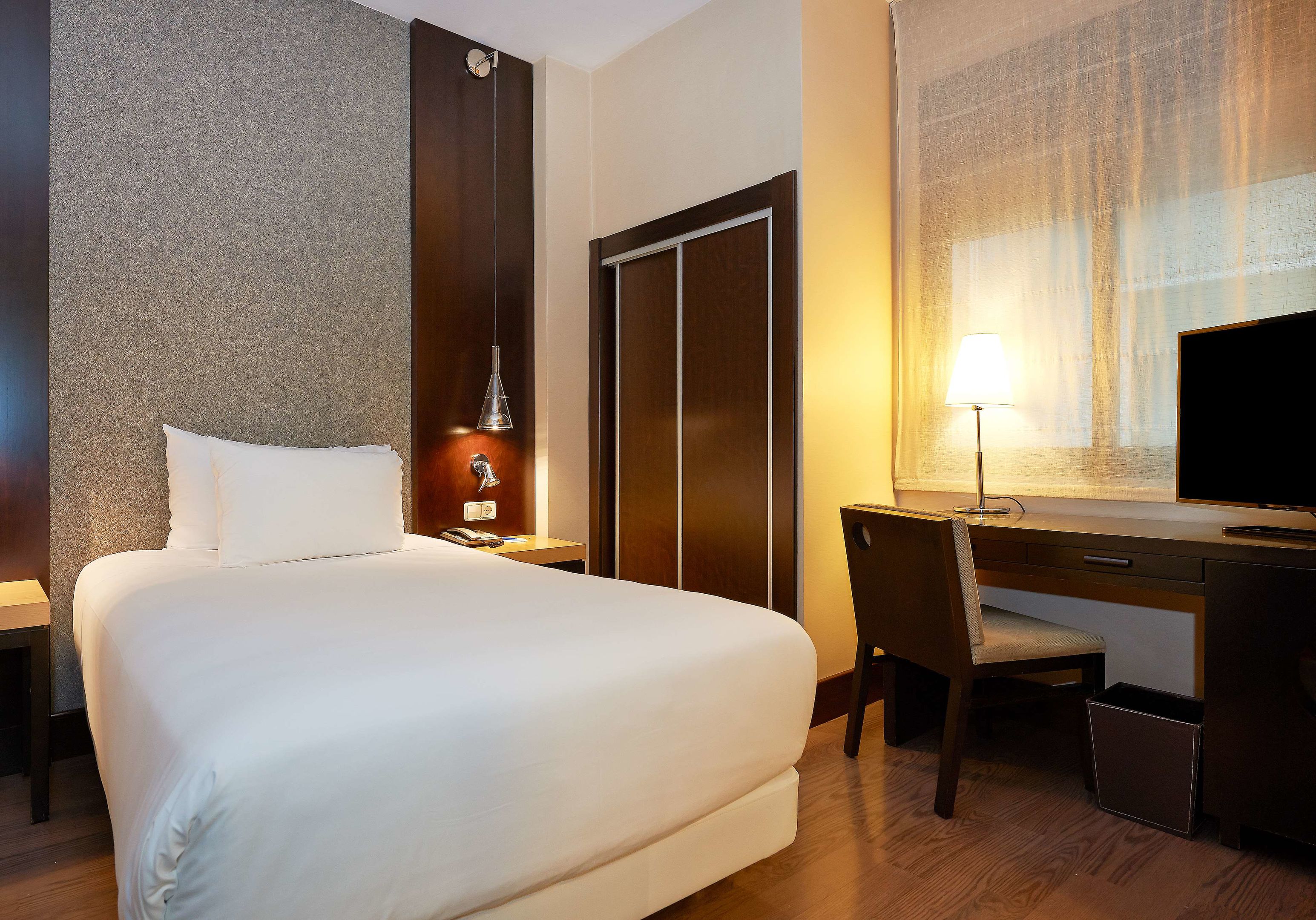 nh barcelona eixample