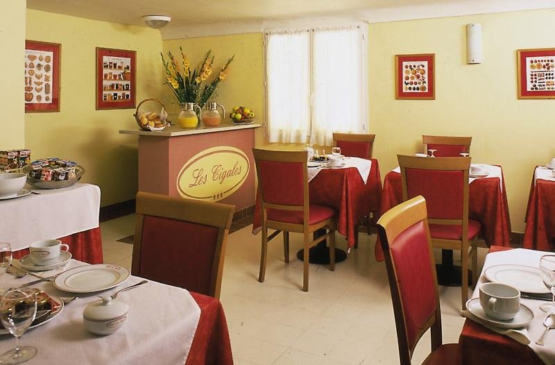 hotel les cigales