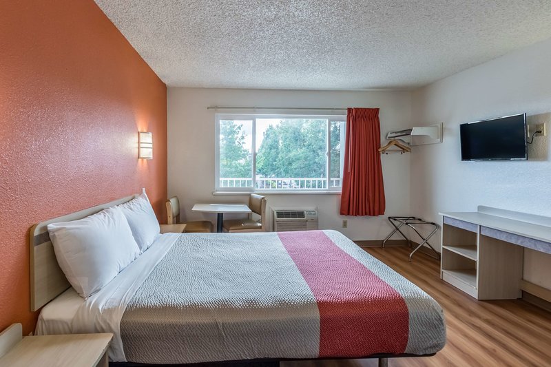 motel 6 beaverton or