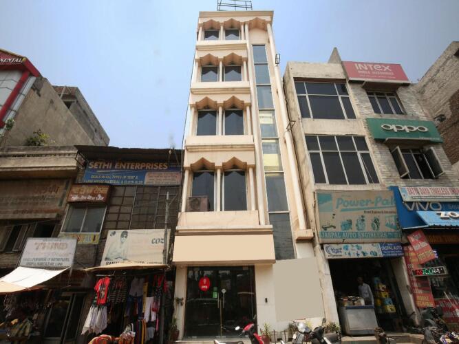 hotel sallow premium