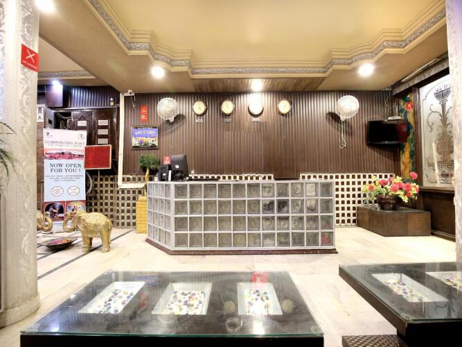 hotel sallow premium