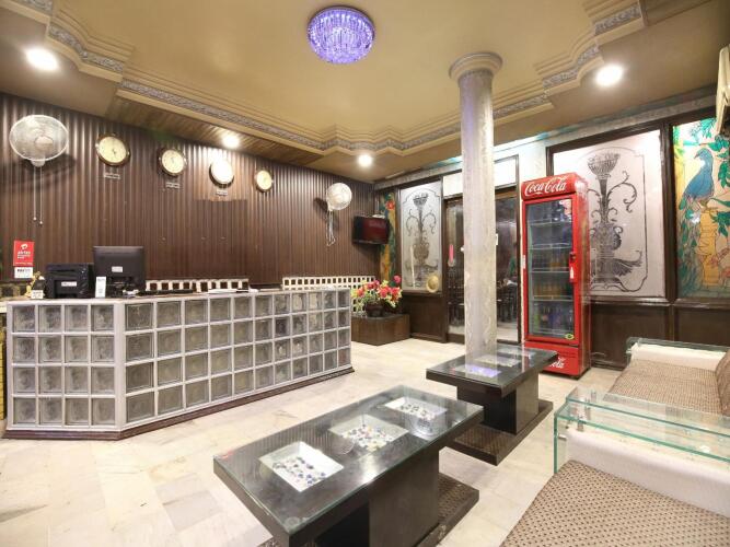 hotel sallow premium