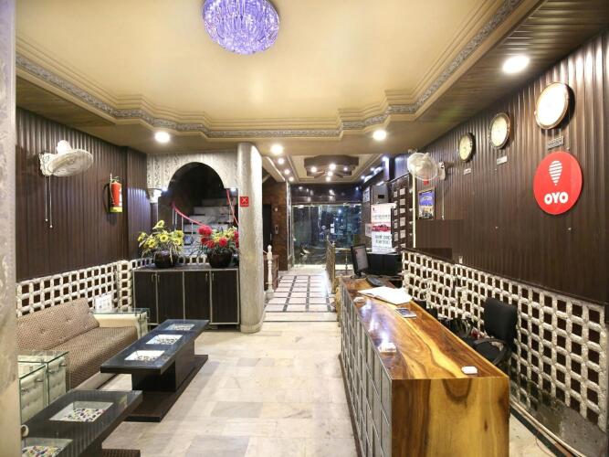 hotel sallow premium