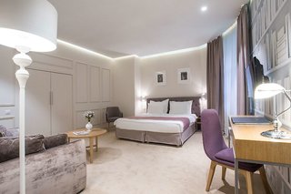 jump inn hotel belgrade