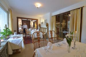 Romantik Waldhotel Mangold,Cologne>>Bergisch Gladbach,4 star