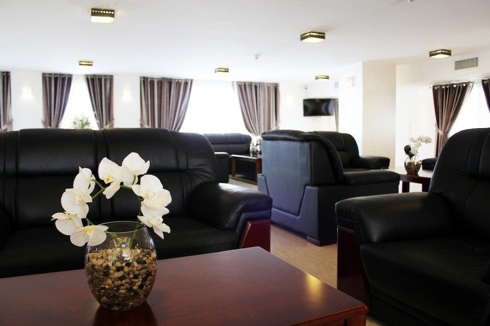 ararat hotel