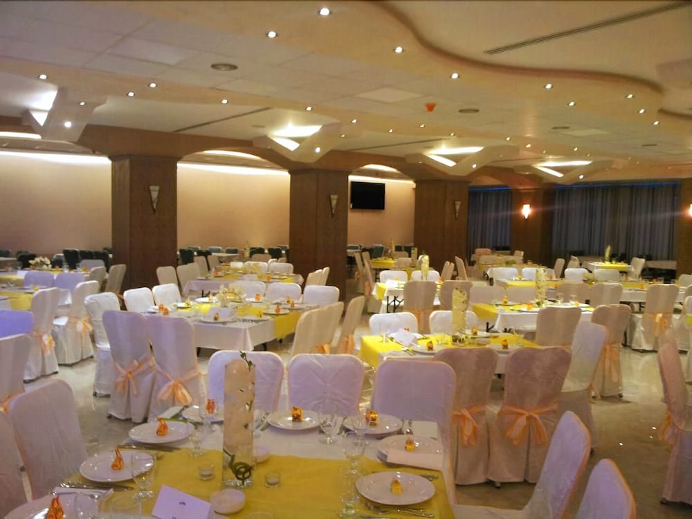 ararat hotel