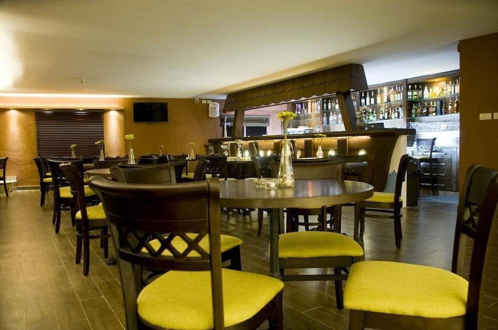 ararat hotel