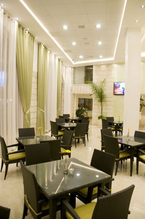 ararat hotel