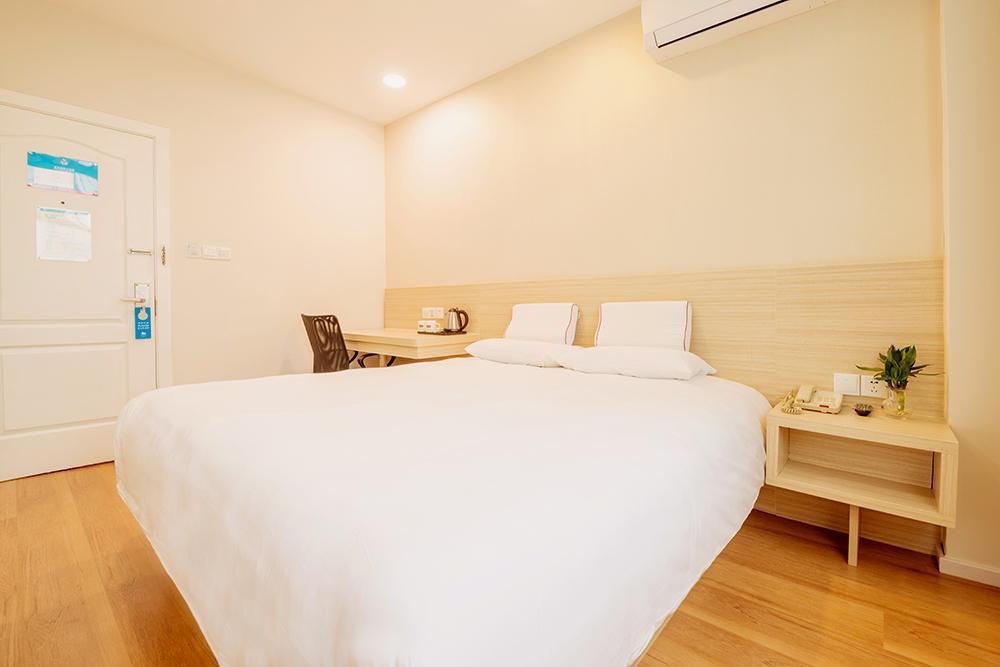 hanting hotel jiujiang xunyang road pedestrian str
