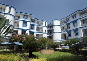 royal goan beach club royal palms
