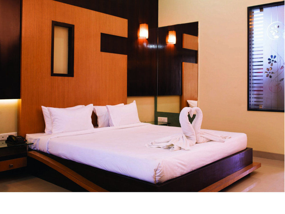 The Emerald Resort, Pune,Somatane>>Pune,4 star
