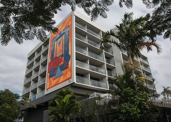 cairns plaza hotel