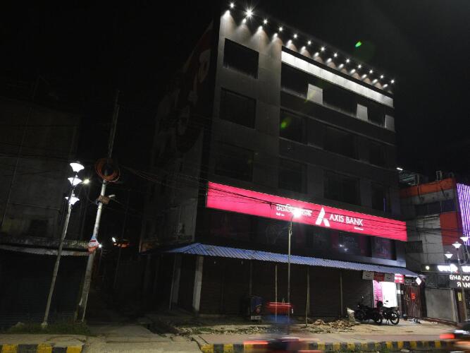 oyo townhouse 152 hotel suncitel airport