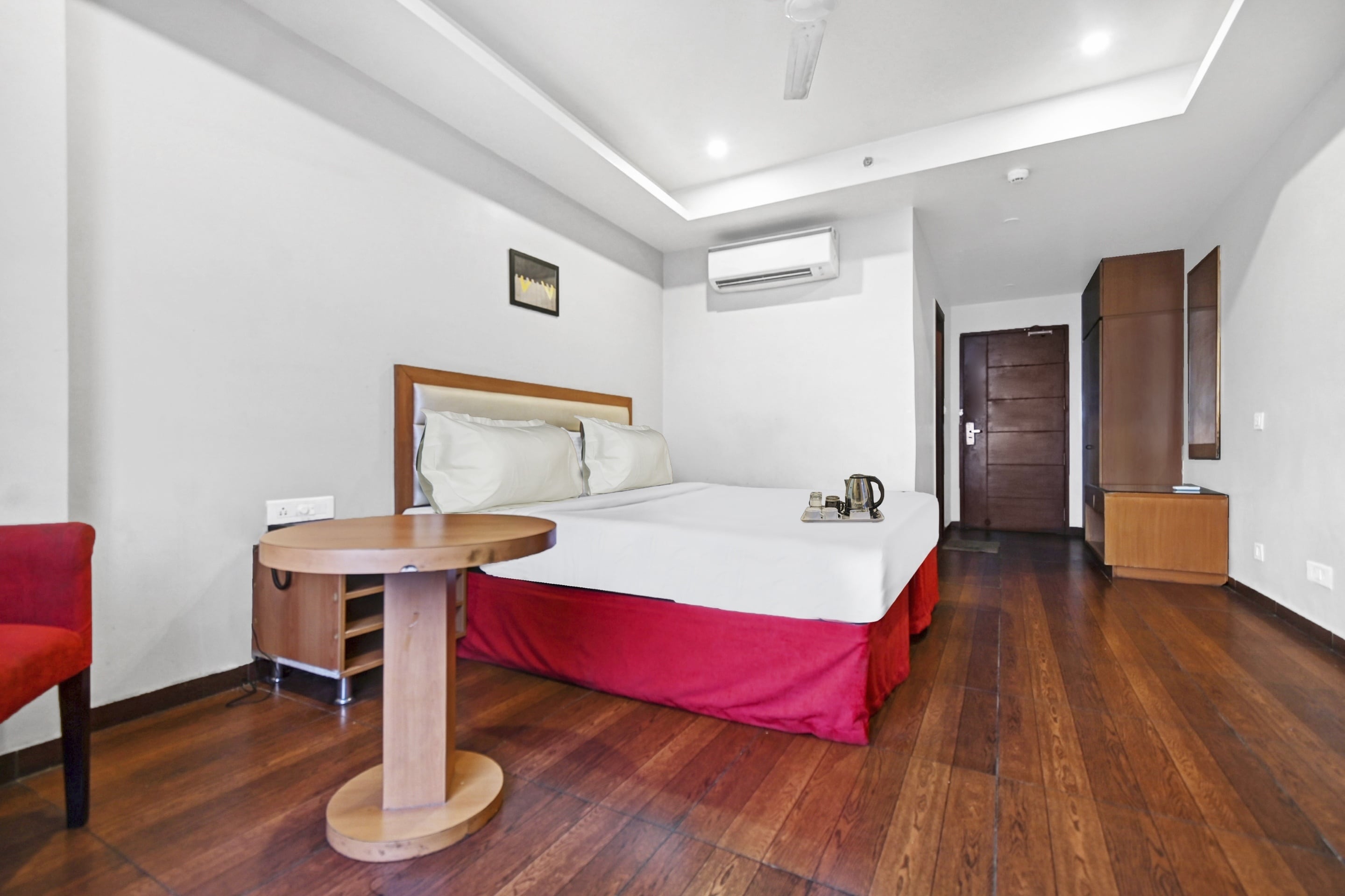 townhouse the grand