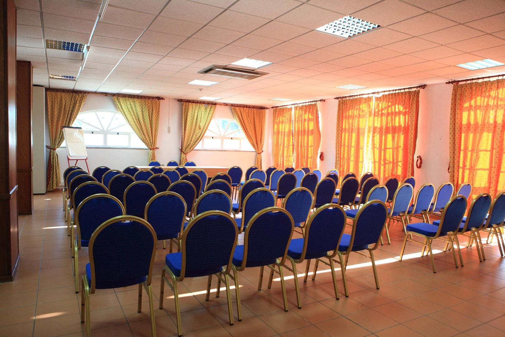 caldas internacional hotel