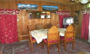 The Heritage Safina Group Of Houseboats,Dal Lake>>Srinagar,4 star