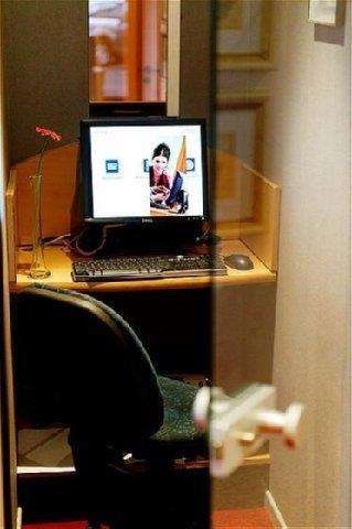 new hotel charlemagne