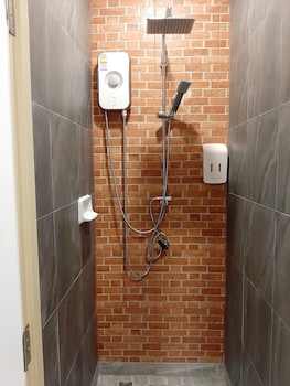 scandia beach hostel