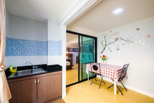 scandia beach hostel