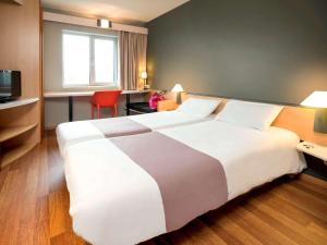 Ibis Charleroi Centre Gare,Gosselies>>Charleroi,3 star