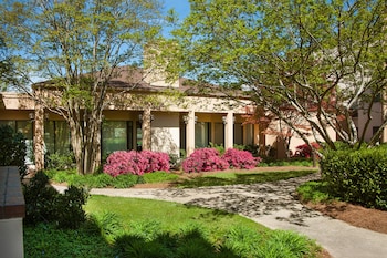 courtyard charlotte arrowood